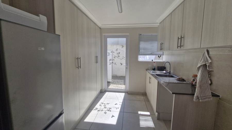 5 Bedroom Property for Sale in Laguna Sands Western Cape